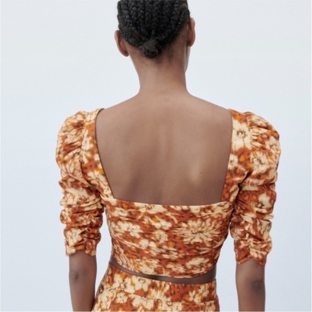 Zara Ruched Floral Crop Top Sz Medium NWT - Picture 2 of 12
